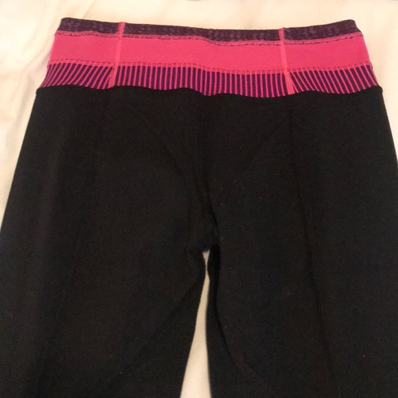 LULULEMON GROOVE PANT. Size 4 - Picture 4 of 4